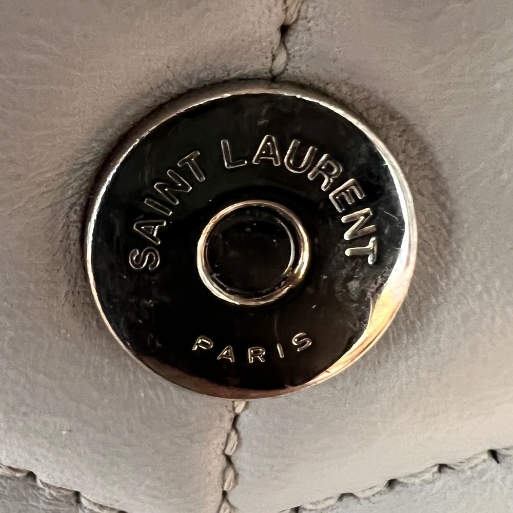 Saint Laurent
Quilted Lou Lou Toy - Picture 9 of 10